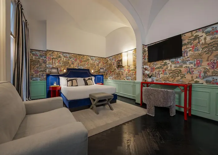 V Collection Condotti Otel Roma