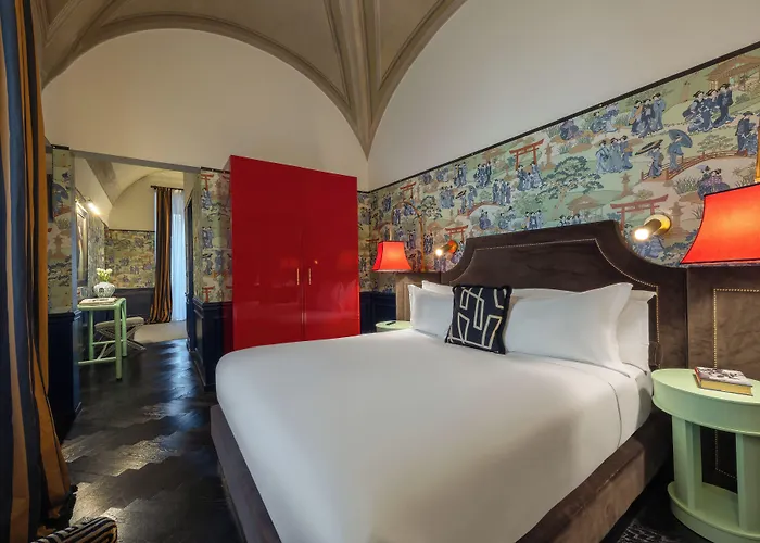 V Collection Condotti Hotel
